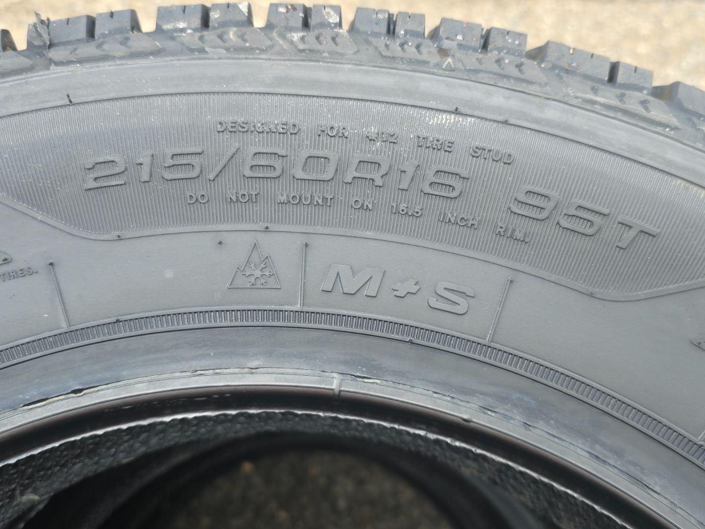 Tire image 1